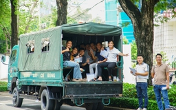 Xe cảnh sát cơ động đưa đón thí sinh đến điểm thi
