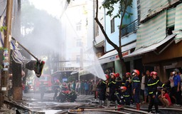 Hỏa hoạn thiêu rụi tiệm kinh doanh nhang đèn trung tâm TP.Cần Thơ
