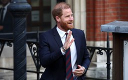 Hoàng tử Harry muốn đổi sang họ mẹ 