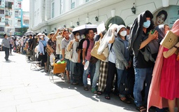 Đà Nẵng: Tái diễn cảnh quá tải nộp sơ đăng ký mua nhà ở xã hội