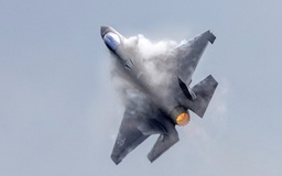 Đức mua thêm 15 tiêm kích F-35, Phần Lan rút khỏi hiệp ước mìn chống người