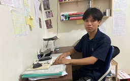 Mong giúp đỡ nam sinh từng phải bỏ học vì khó khăn