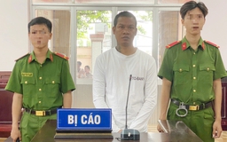 'Yêu' bé gái 12 tuổi, lãnh án tù về tội hiếp dâm