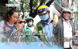 Người phụ nữ lặng thầm, chọn nhường cơm sẻ áo giữa lòng Chợ Lớn
