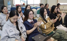 Sinh viên truyền thông đa phương tiện UMT hoàn thành khóa học Thẩm định tin tức tại Báo Thanh Niên