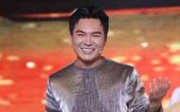 Cựu tiếp viên hàng không thi ‘Tình bolero’ là ai?