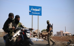 Nhiều toan tính trong ván bài Syria