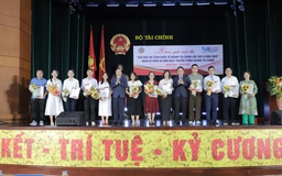 Bộ Tài chính trao giải thưởng giải báo chí toàn quốc về ngành tài chính