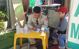 Bán xiên nướng 760.000 đồng, người bán hàng rong bị phạt 750.000 đồng