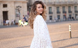 Kiểu giày hoàn hảo để diện cùng váy midi hè