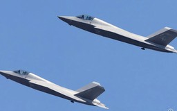 Chiến đấu cơ tàng hình J-35 của Trung Quốc đã sẵn sàng cho tàu sân bay?