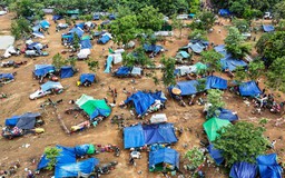 Thái Lan - Campuchia tạm dừng giao tranh do mưa lớn