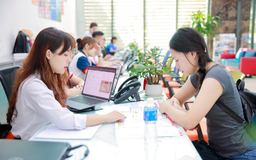 Chênh lệch điểm chuẩn giữa học bạ và điểm thi THPT tại các trường ra sao?