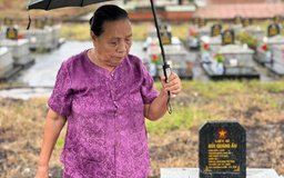 ‘Cả cuộc đời mẹ đã dành trọn cho cách mạng, cho gia đình…’