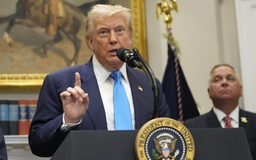 Nguồn thu thuế tăng đột biến, ông Trump nói Mỹ đang giàu lên