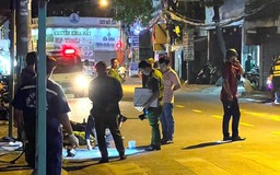 TP.HCM: Tài xế công nghệ tử vong bên cạnh cột điện đường Phạm Văn Chiêu