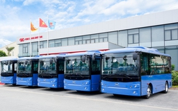 Kim Long Motor bàn giao 650 xe buýt, tiếp sức TP.HCM chuyển đổi xanh
