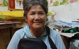 Người phụ nữ vay nợ lo đám tang mẹ: Bạn đọc giúp gần 85 triệu đồng