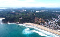 Vạn Tường son sắt qua tháng năm