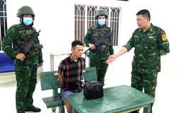 Dùng xe máy chở hơn 3,6 kg ma túy từ Campuchia về Việt Nam