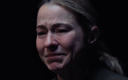 Nữ ca sĩ 'The X Factor' kể cú sốc bị cưỡng hiếp