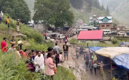 Mưa lớn bất ngờ khiến 46 người chết, hơn 200 người mất tích ở Ấn Độ