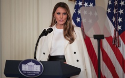 Đệ nhất phu nhân Mỹ Melania Trump dọa kiện con trai ông Biden