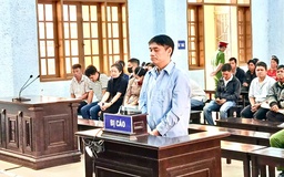Cựu phó giám đốc ngân hàng lĩnh án 25 năm tù