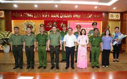 Khen thưởng Công an TP.HCM sau vụ triệt phá đường dây đánh bạc 20.000 tỉ đồng