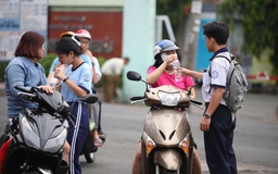 Học 2 buổi/ngày: Có nên lùi giờ vào học với bậc THCS, THPT ?