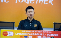 HLV Choi Won-kwon muốn Thanh Hóa vô địch V-League, HLV Đà Nẵng lại chỉ mong trụ hạng