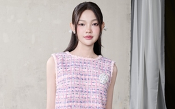 Váy suông nhẹ mát, thoải mái nhưng vẫn thanh lịch cho mùa thu