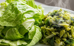 Ăn rau sống hay nấu chín sẽ giảm mỡ tốt hơn?