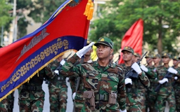 Hình ảnh Quân đội Hoàng gia Campuchia tập luyện diễu binh Quốc khánh 2.9 tại Việt Nam