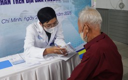 Bệnh viện đa khoa Thủ Đức khám và phát thuốc miễn phí cho 300 người dân