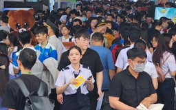 Hàng ngàn người tham gia ngày hội việc làm sân bay Long Thành