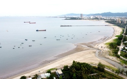 Người dân góp ý 'chỉ nên lấn một phần' vịnh Đà Nẵng, Sở Xây dựng nói gì?