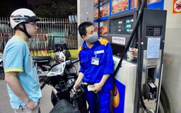 Giá xăng RON 95 tăng lên mức hơn 20.000 đồng/lít