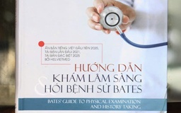 Cuốn tài liệu y khoa nhắc bác sĩ thấu cảm cùng người bệnh