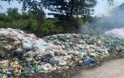 Khởi tố giám đốc công ty đổ chất thải gây ô nhiễm môi trường