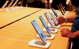 Nên mua iPhone 17 hay tiếp tục chờ đợi iPhone 18?