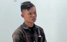 Chém nhầm người, bị khởi tố thêm tội sử dụng trái phép vũ khí quân dụng