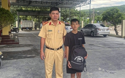 CSGT giải cứu thiếu niên 16 tuổi mắc bẫy 'việc nhẹ lương cao'