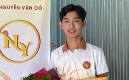 Tạm gác ước mơ đại học, chàng trai khởi nghiệp nuôi hai em