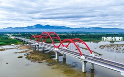 Cận cảnh cầu vòm thép 850 tỉ đồng bắc qua sông Trà Khúc