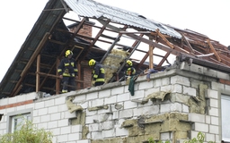 Ba Lan thừa nhận bắn tên lửa trúng nhà dân khi đối phó UAV Nga