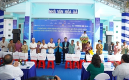 Long Châu khám, cấp phát thuốc miễn phí cho các hoàn cảnh khó khăn tỉnh Vĩnh Long