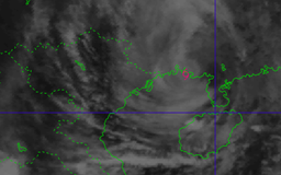 Hà Nội mưa lớn trên 250 mm trong bão số 9, nguy cơ ngập úng