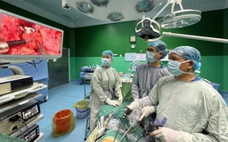 Hiếm gặp: Cắt khối u vỏ bao thần kinh bằng nội soi lồng ngực