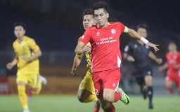 CLB CA TP.HCM không lập ‘siêu phẩm’, vẫn thắng ngược ngoạn mục SLNA: Vươn lên tốp 1 cực xứng đáng